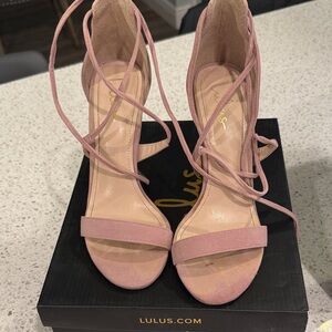 Lulu’s Heels - Style - Aimee